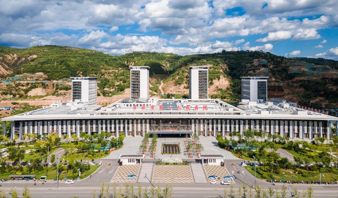 山西建投靜態(tài)交通公司呂梁醫(yī)療園區(qū)地下停車場(chǎng)運(yùn)營項(xiàng)目:打造溫暖高效服務(wù)新名片