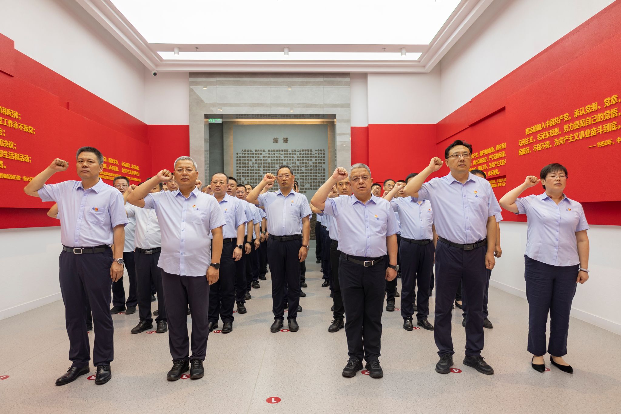 山西建投集團黨委組織黨員領導干部赴省黨風廉政教育基地開展警示教育